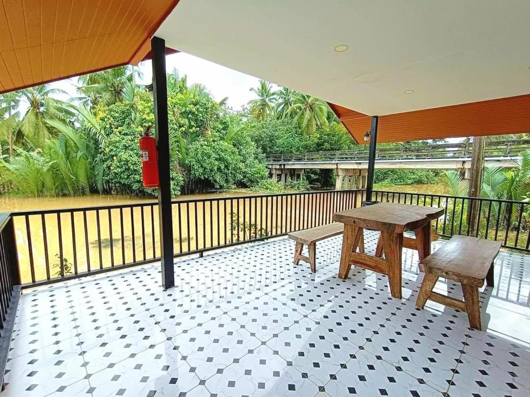 Amantra Homestay & Village Surat Thani Zewnętrze zdjęcie